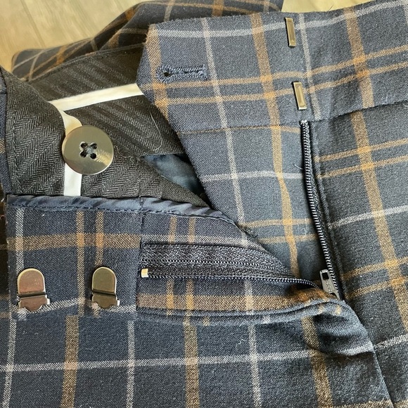 Ann Taylor Devon straight leg - Picture 6 of 9